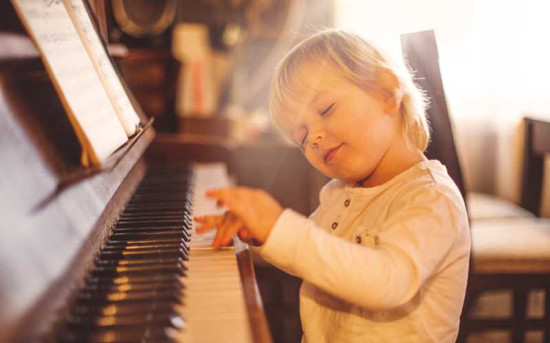 آموزش موسیقی به کودکان | راهنمای جامع برای والدین و معلمان